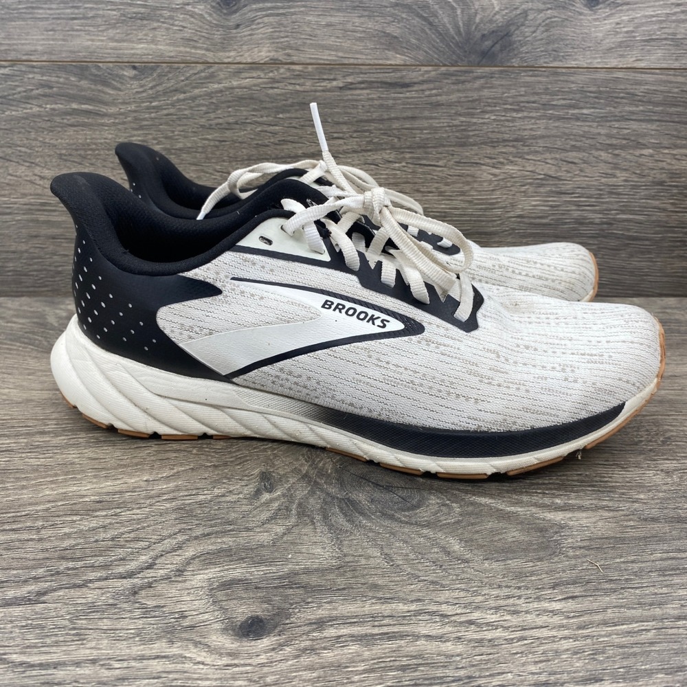 Brooks Launch 8 Running Shoes Womens 9 White Black 1204281B121 Lightweight